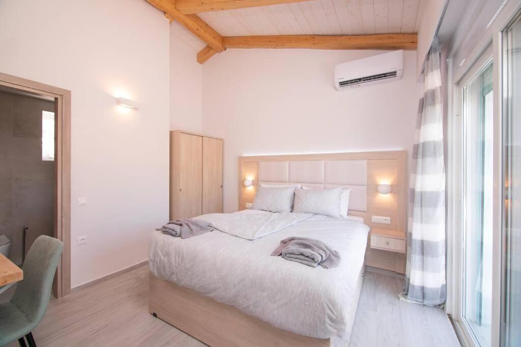 Villa Di Pietra Λιαπάδες Εξωτερικό φωτογραφία